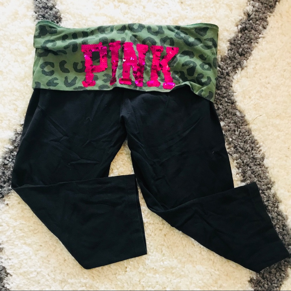 Victoria's Secret PINK Yoga Capri Leggings
